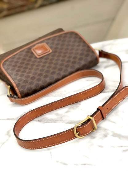 CELINE Macadam Blason Shoulder bag Brown Vintage Old Celine u88gsk