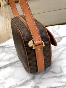CELINE Macadam Buckle Crossbody Shoulder bag Brown Vintage Old Celine mhrgwf