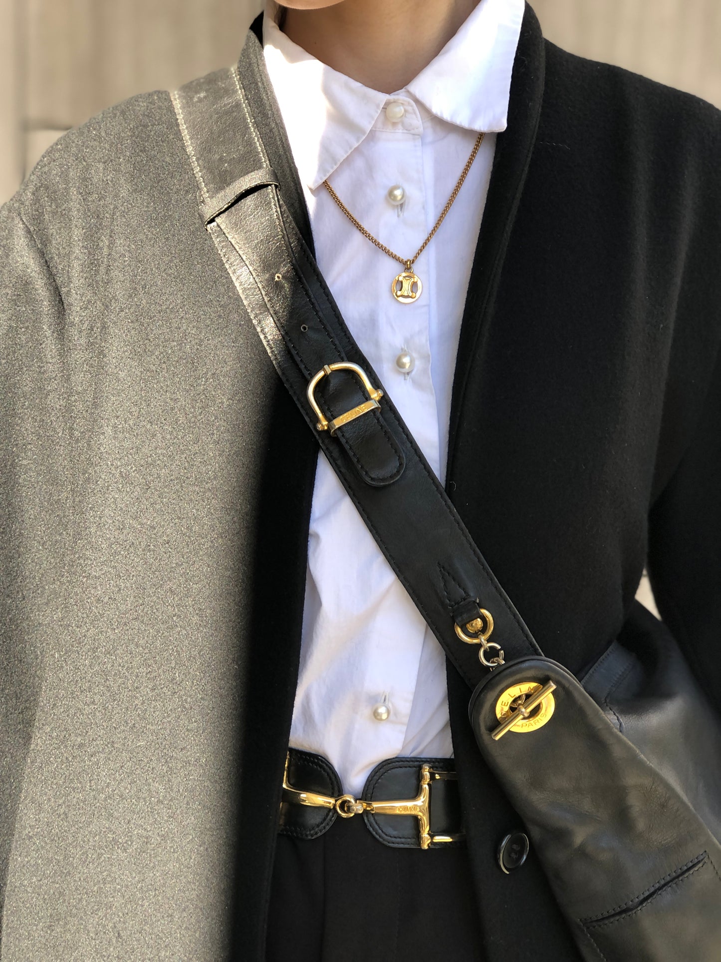 CELINE Gancini Shoulder bag Black Vintage etpu46