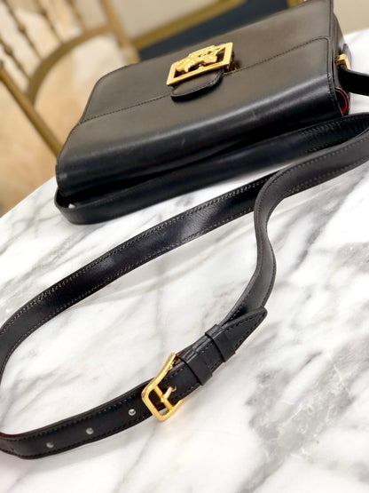 CELINE 馬車斜背包肩背包黑色復古舊款 CELINE 43kntg