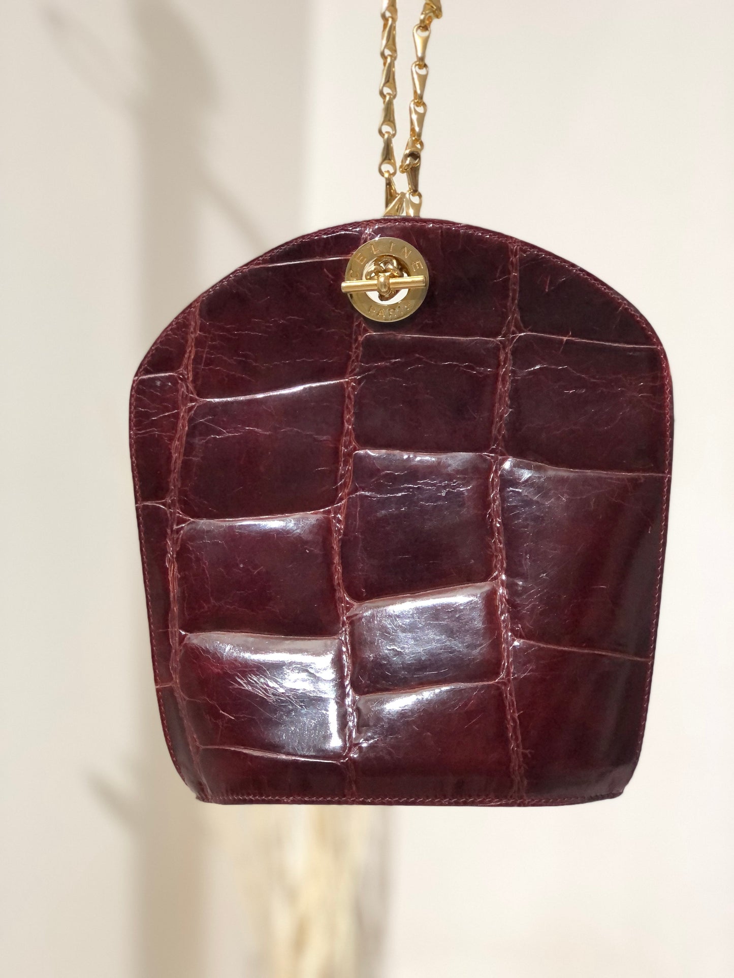 CELINE Toggle clasp Crocodile Leather Shoulder bag Bordeaux Vintage Old Celine gnzfgw