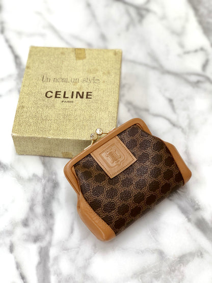 CELINE Macadam Blason Clasp Coin purse Wallet Brown 8xjnfd