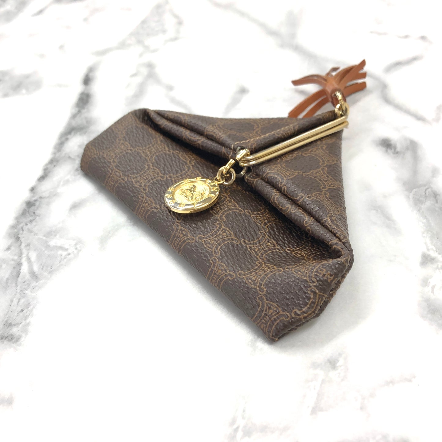 CELINE Macadam Horse carriage Triangle Coin purse Wallet Brown 6fzhde