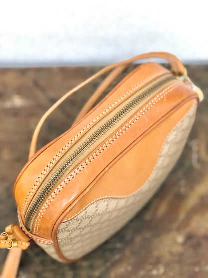 CELINE Macadam Blason Shoulderbag Beige Vintage Old celine 453zb4