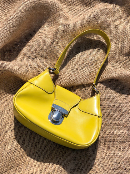 PRADA Logo Metal Clasp Push Lock Shoulder bag Hobo bag Yellow Vintage 3rzmgz