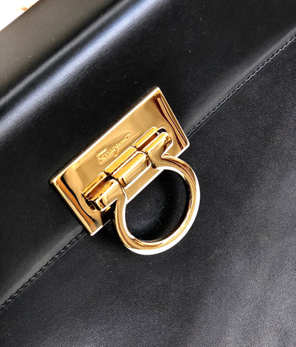 Salvatore Ferragamo Gancini 斜背包 肩背包 手提包 黑色 復古 舊款 iw4tut