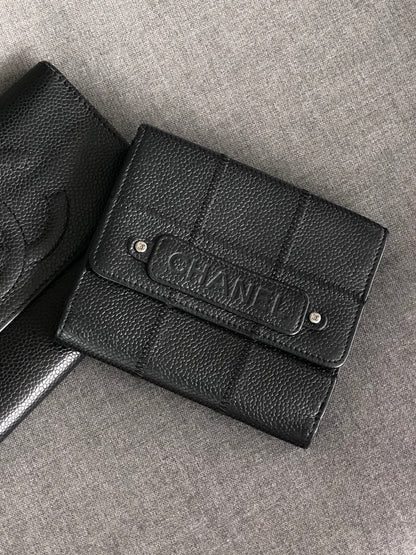 CHANEL Chocolate Bar Folded Wallet Black Vintage 2r56zg