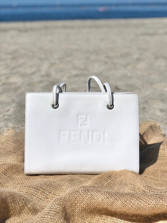 FENDI  logo Embossed  leather  Shoulder bag white Vintage Old puy338