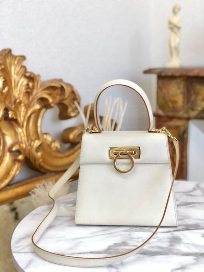 Salvatore Ferragamo Gancini 斜背包 手提包 肩背包 白色 復古 舊款 da7rgv