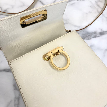 Salvatore Ferragamo Gancini 斜背包 手提包 肩背包 白色 復古 舊款 da7rgv