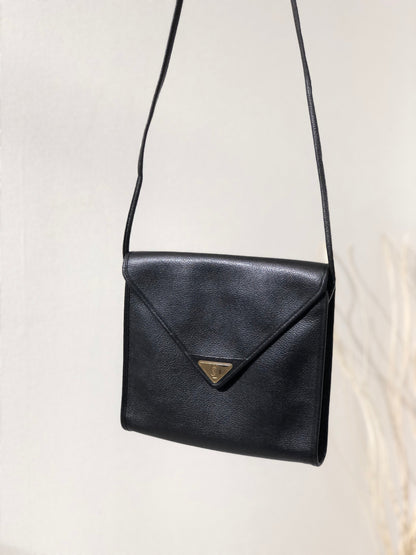 Yves Saint Laurent YSL Triangle logo Shoulder bag Black Vintage Old kirbab