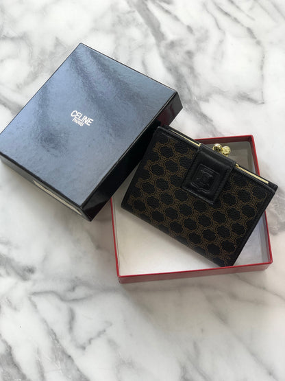 CELINE Wallet Macadam Blason Black ggcuyr