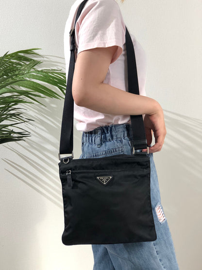 PRADA Triangle Logo Nylon Shoulder Bag Black Vintage Old sv54k4