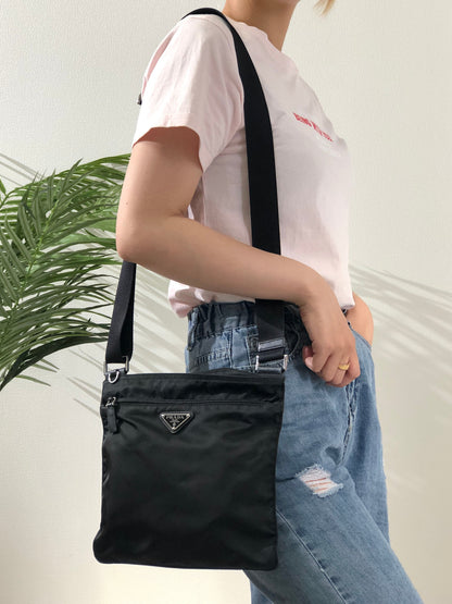 PRADA Triangle Logo Nylon Shoulder Bag Black Vintage Old sv54k4
