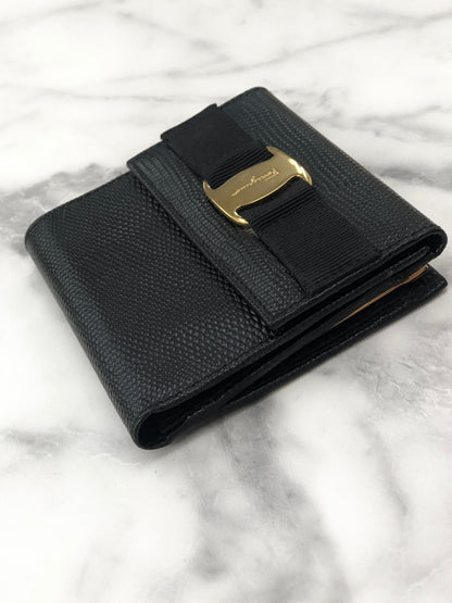 Salvatore Ferragamo Vala ribbon Lizard leather Compact Clasp Wallet Black Vintage Old rbc2gd