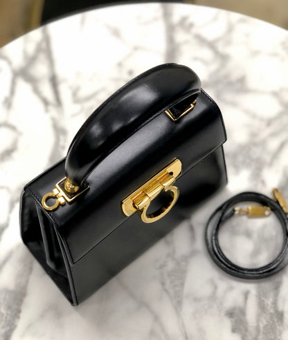 Salvatore Ferragamo Gancini Crossbody Handbag Shoulderbag Black Vintage Old e3ik8s