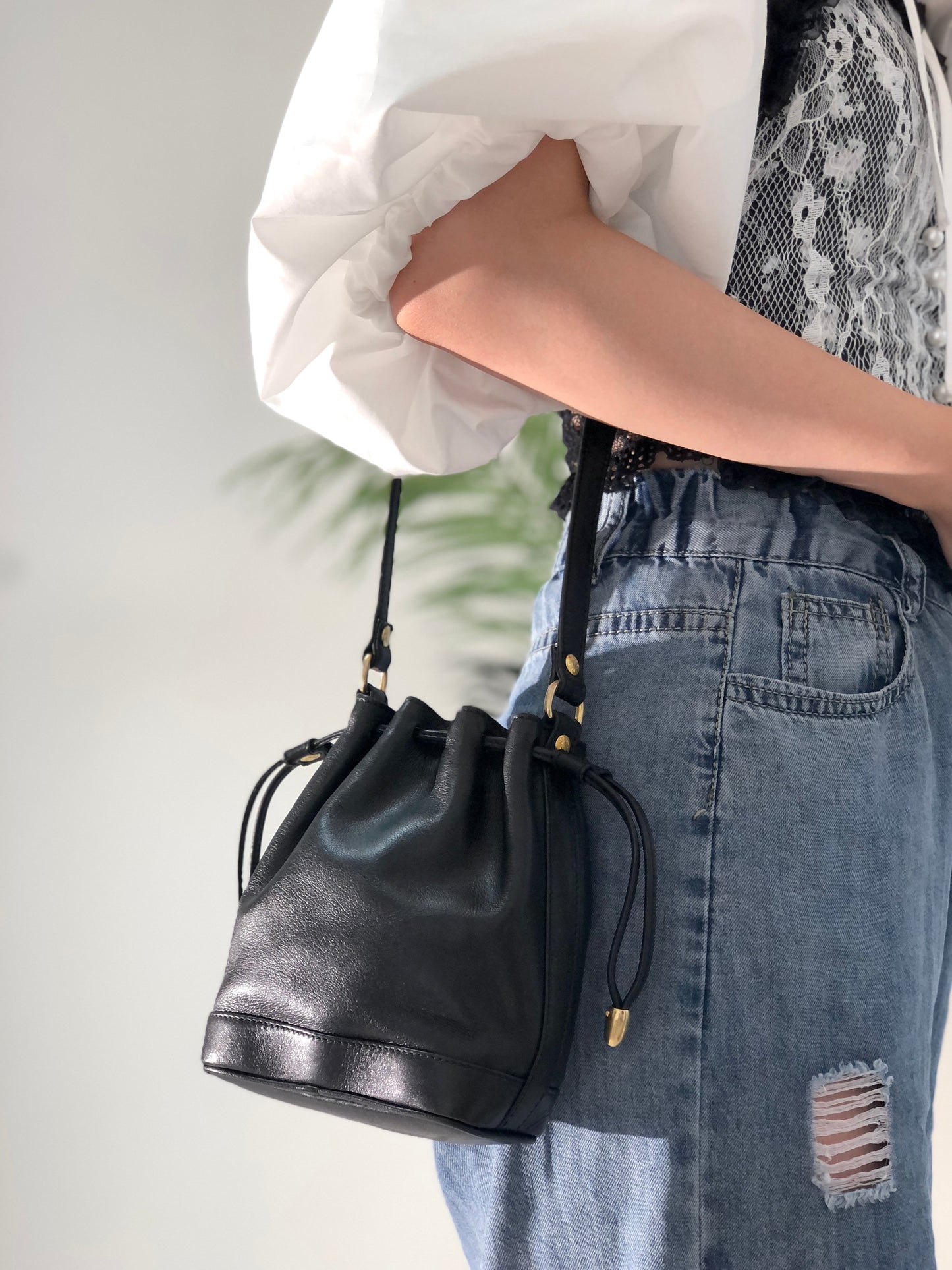 CELINE Drawstring Leather Shoulder bag Black Vintage Old Celine pixvug