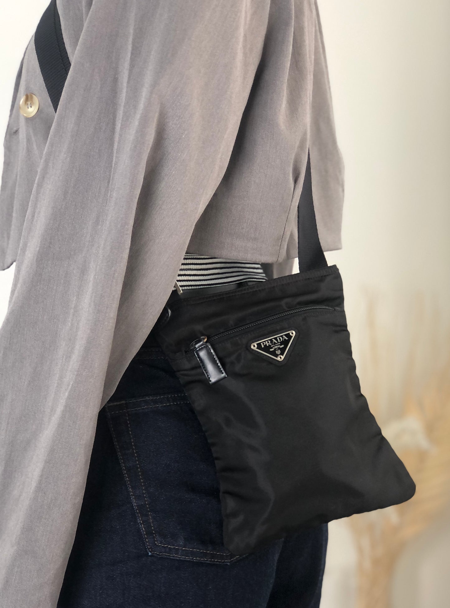 PRADA Tessuto Triangle Logo Shoulder bag Black Vintage upcrup