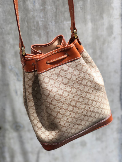 CELINE Macadam Blason Drawstring Shoulder bag mini Beige Vintage Old Celine cjifhu
