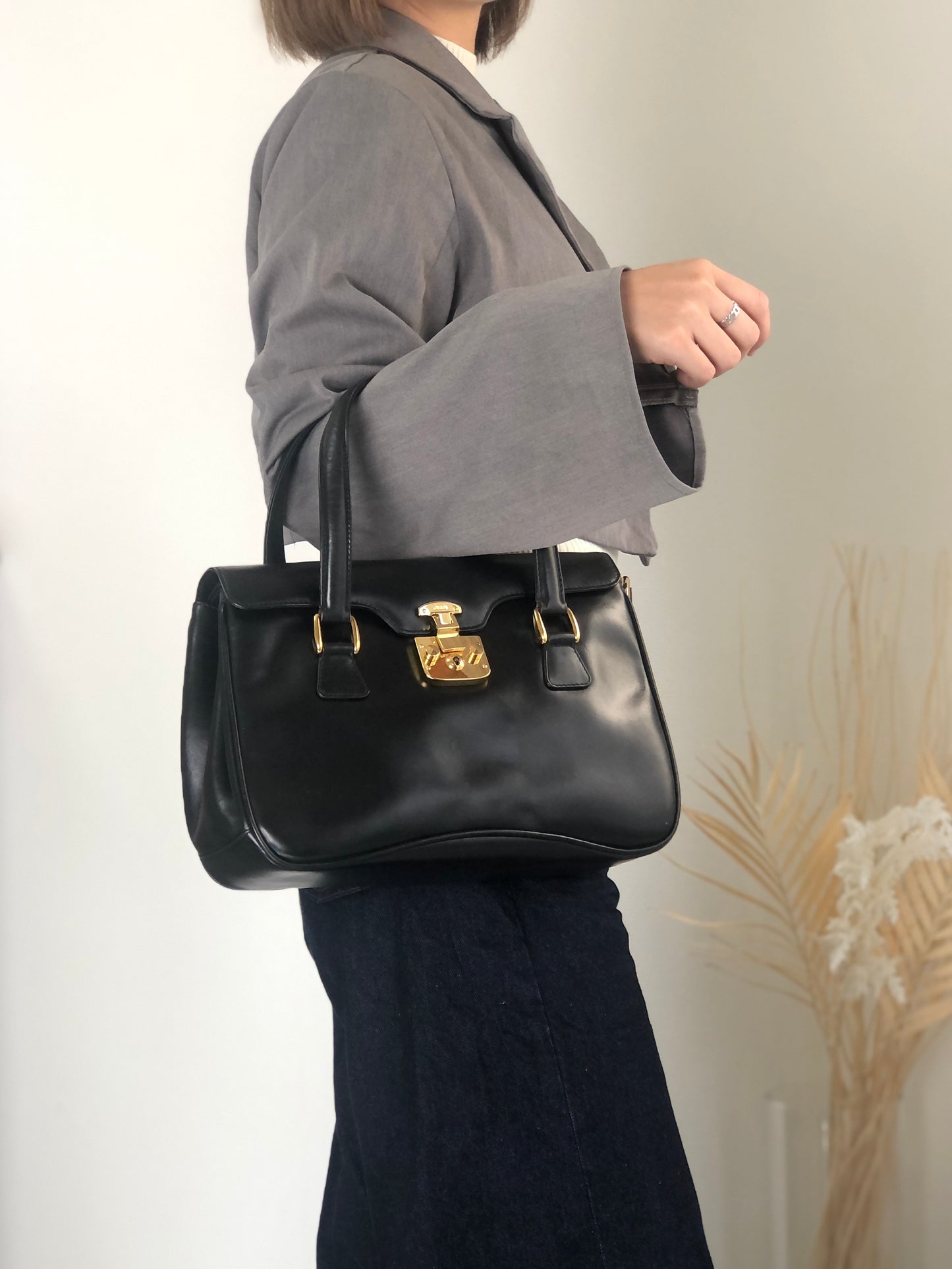 GUCCI Handbag Black Vintage as68jk