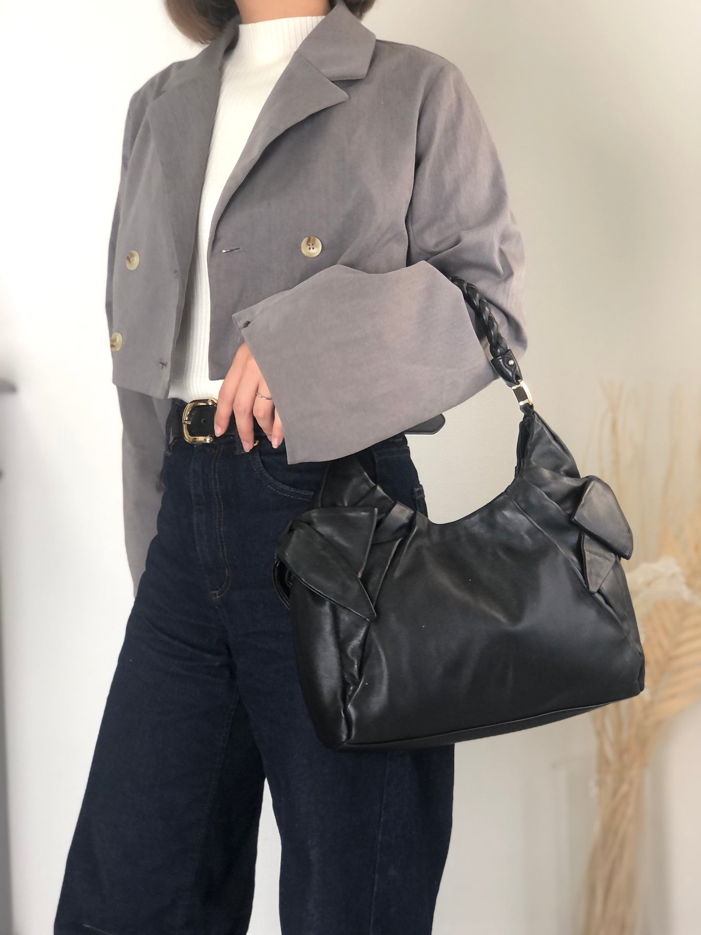 Salvatore Ferragamo Vala Ribbon Shoulder bag Hobobag Black Vintage nbxkia