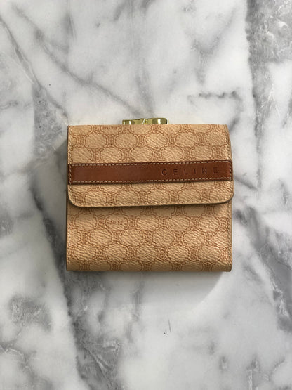 CELINE Macadam Logo Clasp Wallet Beige Vintage Old Celine 5yevmw