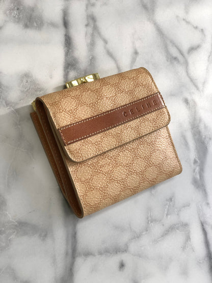 CELINE Macadam Logo Clasp Wallet Beige Vintage Old Celine 5yevmw