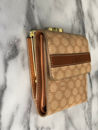 CELINE Macadam Logo Clasp Wallet Beige Vintage Old Celine 5yevmw