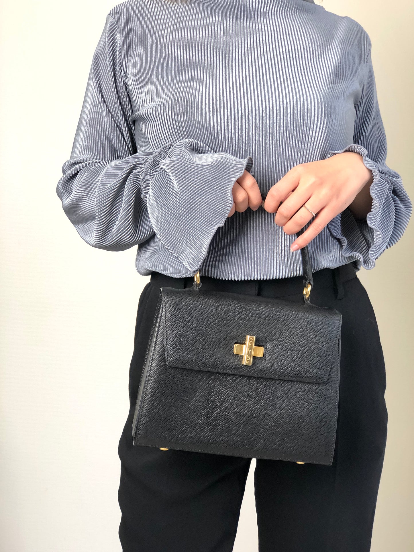 CELINE Turn Lock Two-way Handbag Shoulder bag Black Vintage 2jnyiv