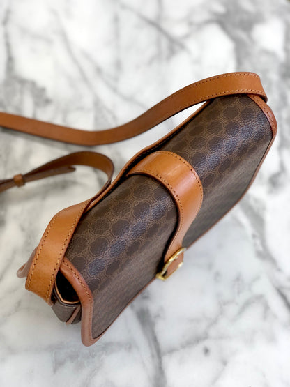 CELINE Macadam Front buckle Flap Shoulder bag Brown Vintage Old CELINE zex7ax