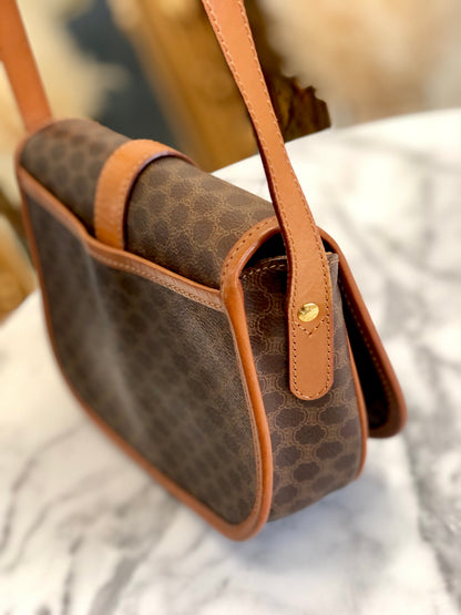 CELINE Macadam Front buckle Flap Shoulder bag Brown Vintage Old CELINE zex7ax