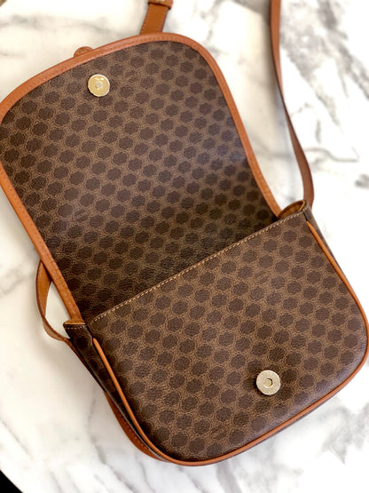 CELINE Macadam Front buckle Flap Shoulder bag Brown Vintage Old CELINE zex7ax