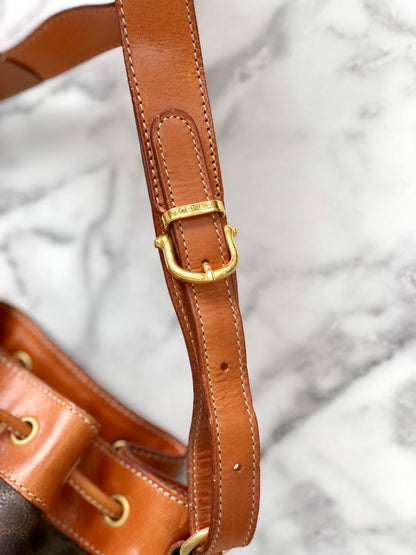 CELINE Macadam Blason Drawstring Bucket Shoulder bag Brown Vintage Old CELINE yxgawn