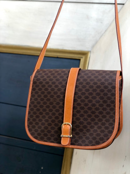 CELINE Macadam Front Buckle Flap Shoulder bag Brown Vintage Old CELINE kg6sjx