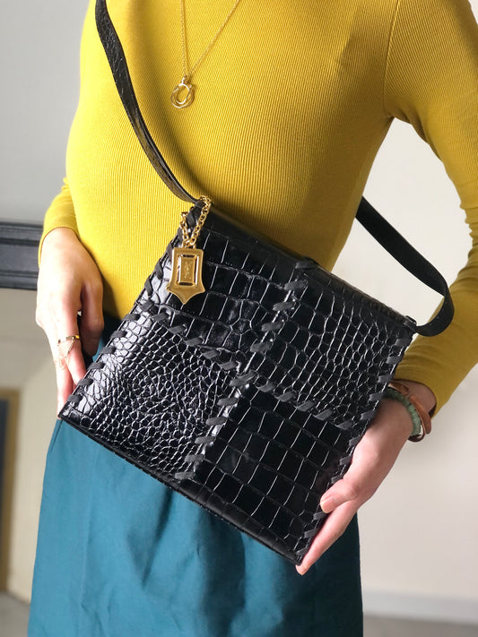 Yves Saint Laurent YSL Logo Charm Shoulder bag Black Vintage p7s3ib