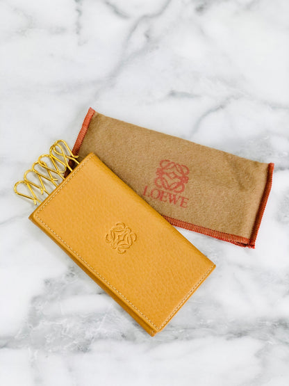 LOEWE Anagram Logo Leather Six Ring Keycase Camel Vintage Old vvzca5