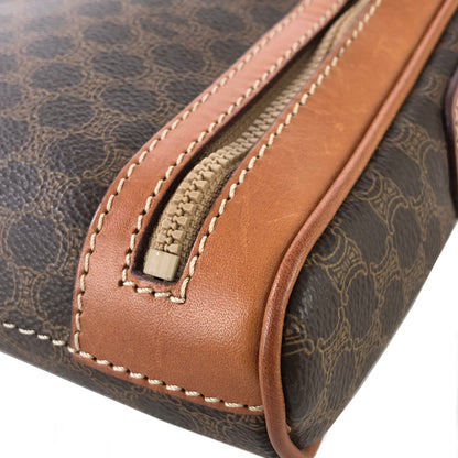 CELINE Macadam Blason Front zipper Crossbody Shoulder bag Brown vintage Old Celine cxricc