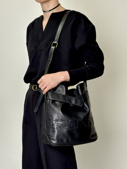 GUCCI Logo Embossed Shoulder bag Black Vintage aga2sh