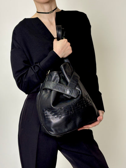 GUCCI Logo Embossed Shoulder bag Black Vintage aga2sh