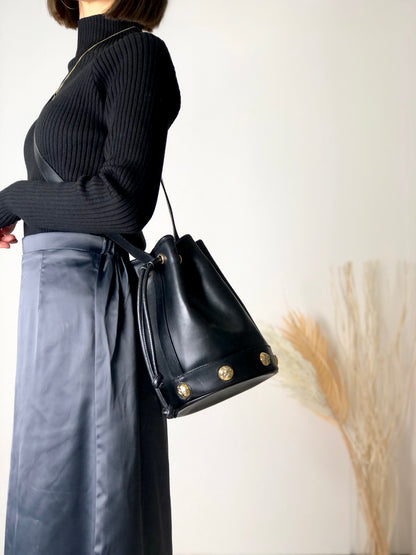 Salvatore Ferragamo 高跟鞋圖案鉚釘抽繩單肩包黑色復古舊款 updwpp