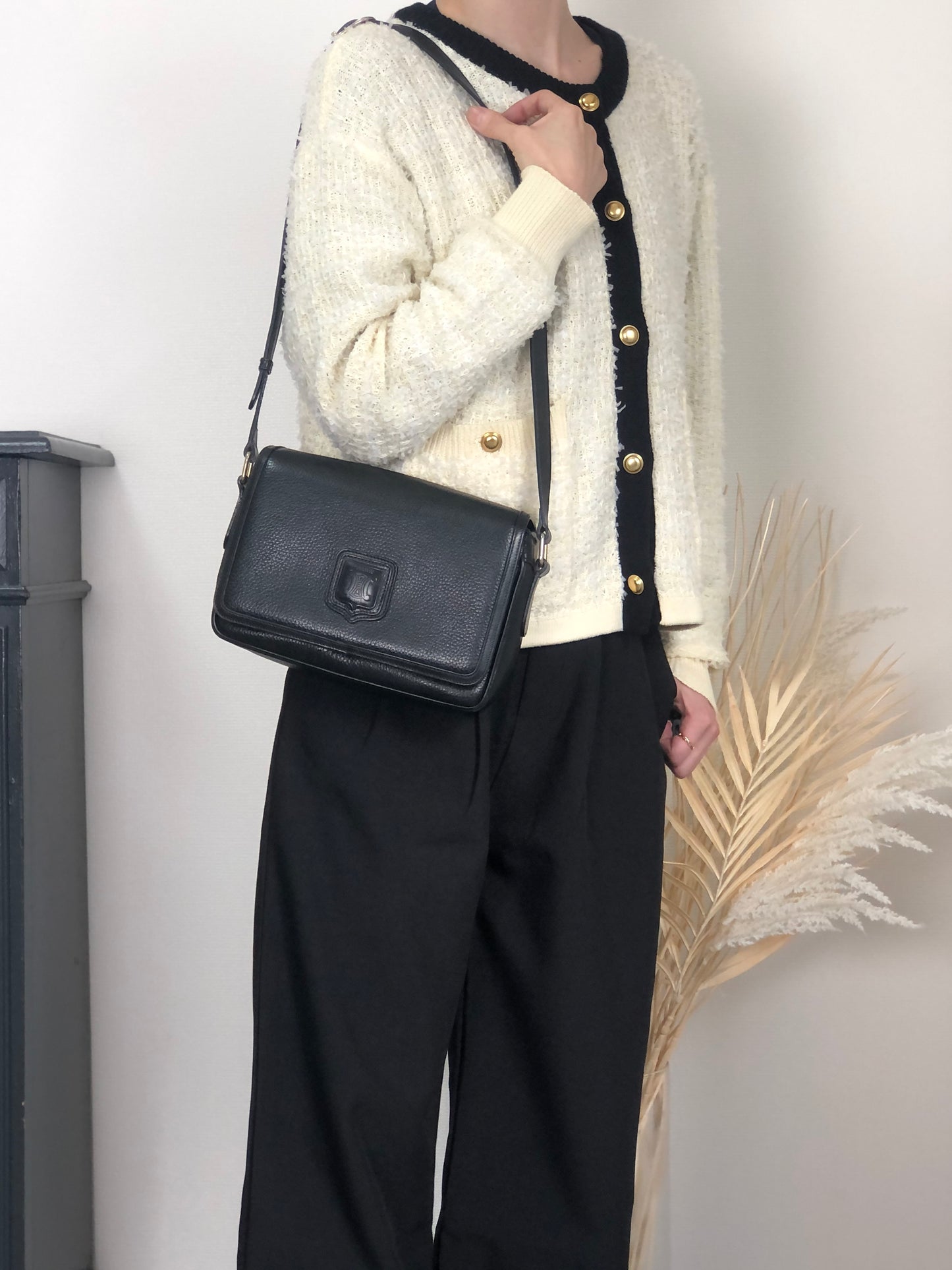 CELINE Blason Shoulder bag Black Vintage ted3ve