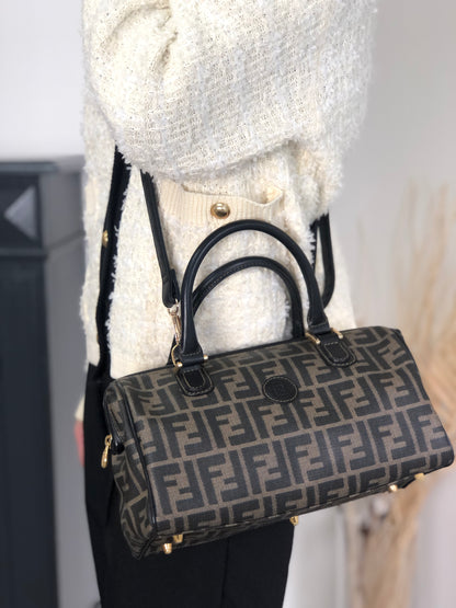 FENDI Zucca Logo Two-way Handbag Shoulder bag Boston bag Black Vintage yh8esb