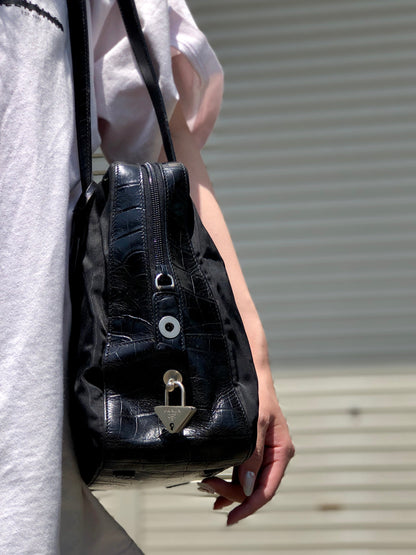 PRADA Triangle logo Crocodile embossed Nylon Tote bag Black Vintage Old vskjgf