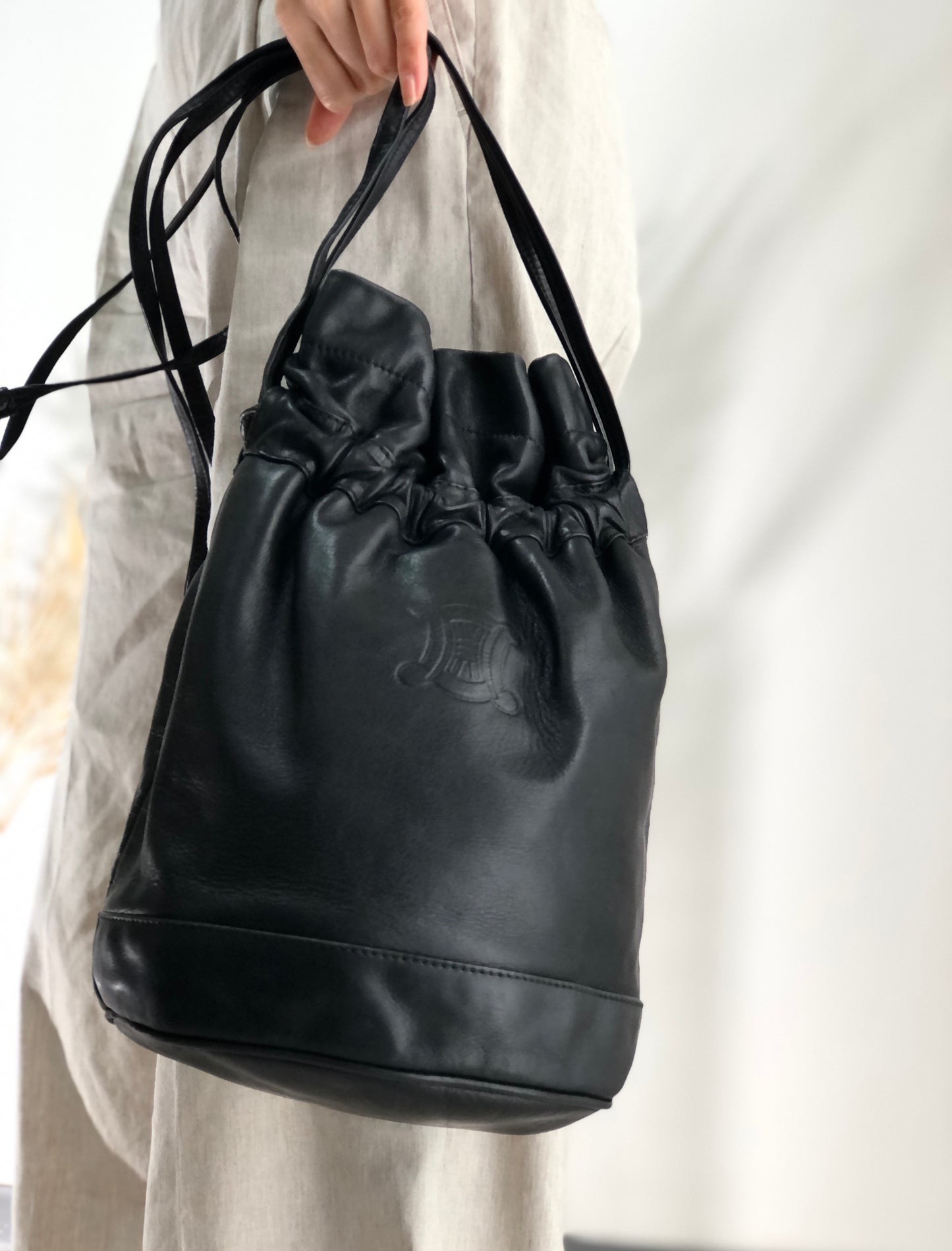 CELINE Blason Triomphe Embossed Drawstring Shoulder bag Black Vintage Old Celine ptiyh5