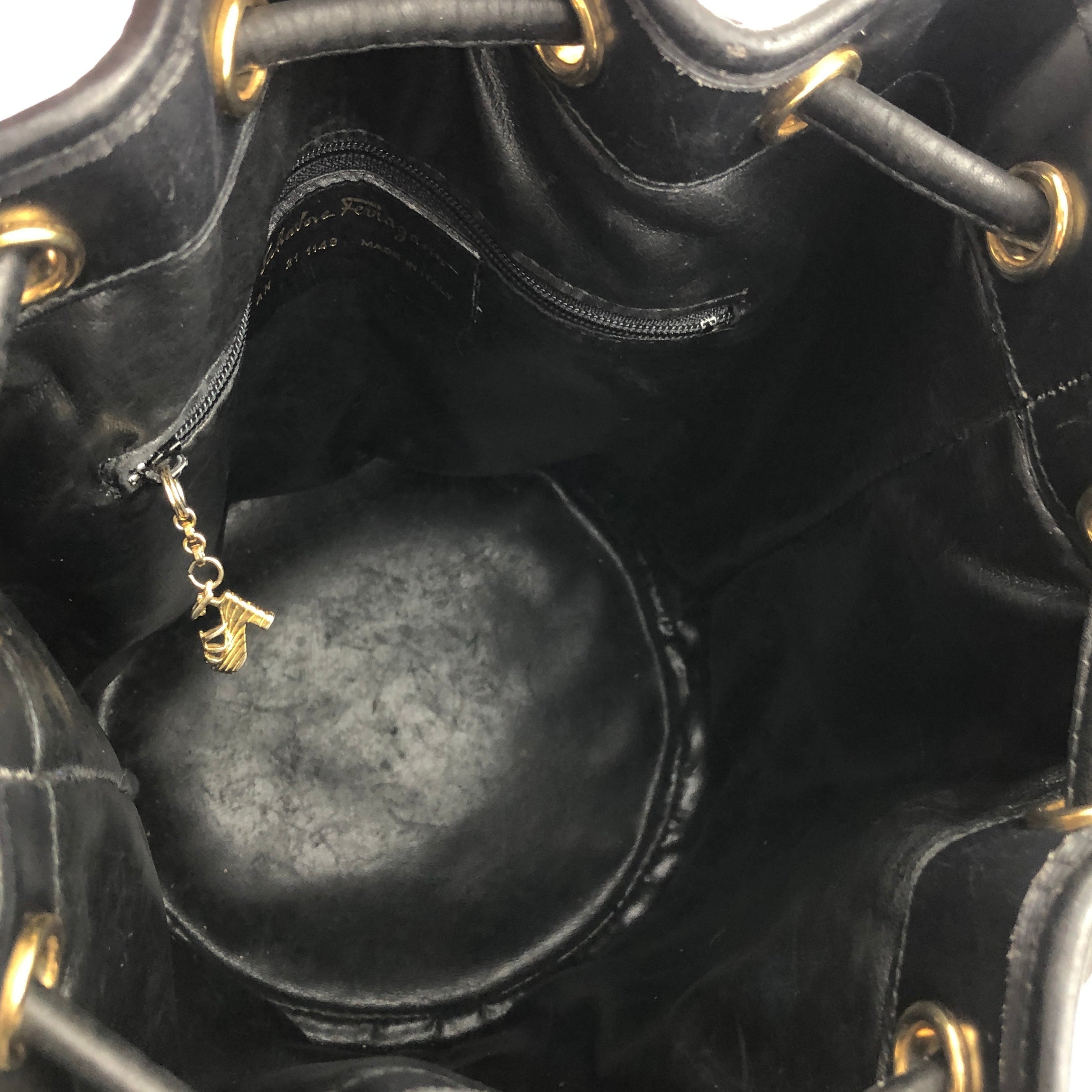 Salvatore Ferragamo High Heel Motif Studs Drawstring Salvatore Ferragamo High Heel Motif Studs Drawstring