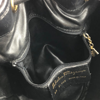 Salvatore Ferragamo 高跟鞋圖案鉚釘抽繩單肩包黑色復古舊款 updwpp