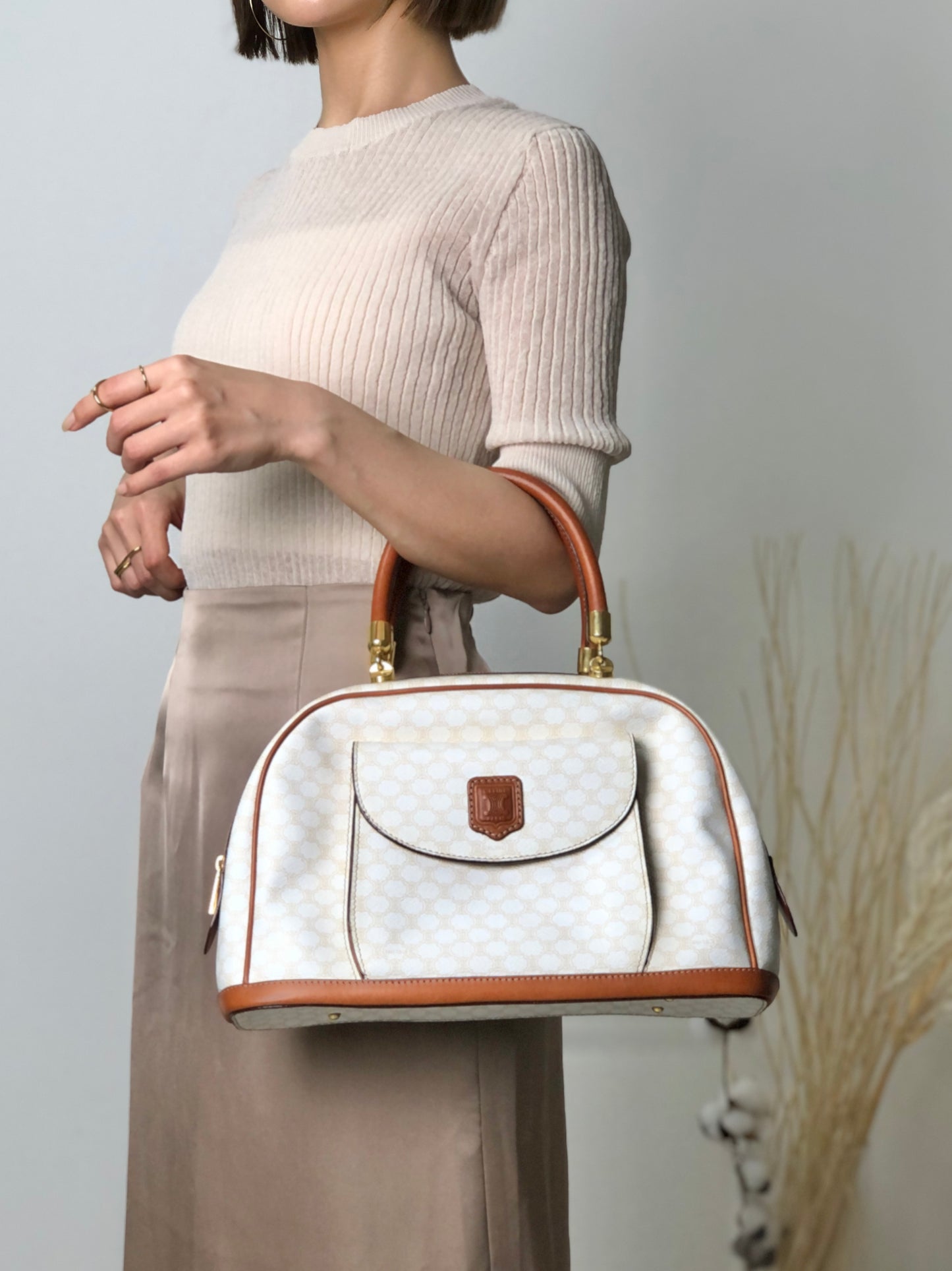 CELINE Macadam Blason Handbag White Vintage nvdawv