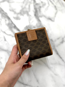 CELINE Macadam Blason Clasp Wallet Brown 6warf7