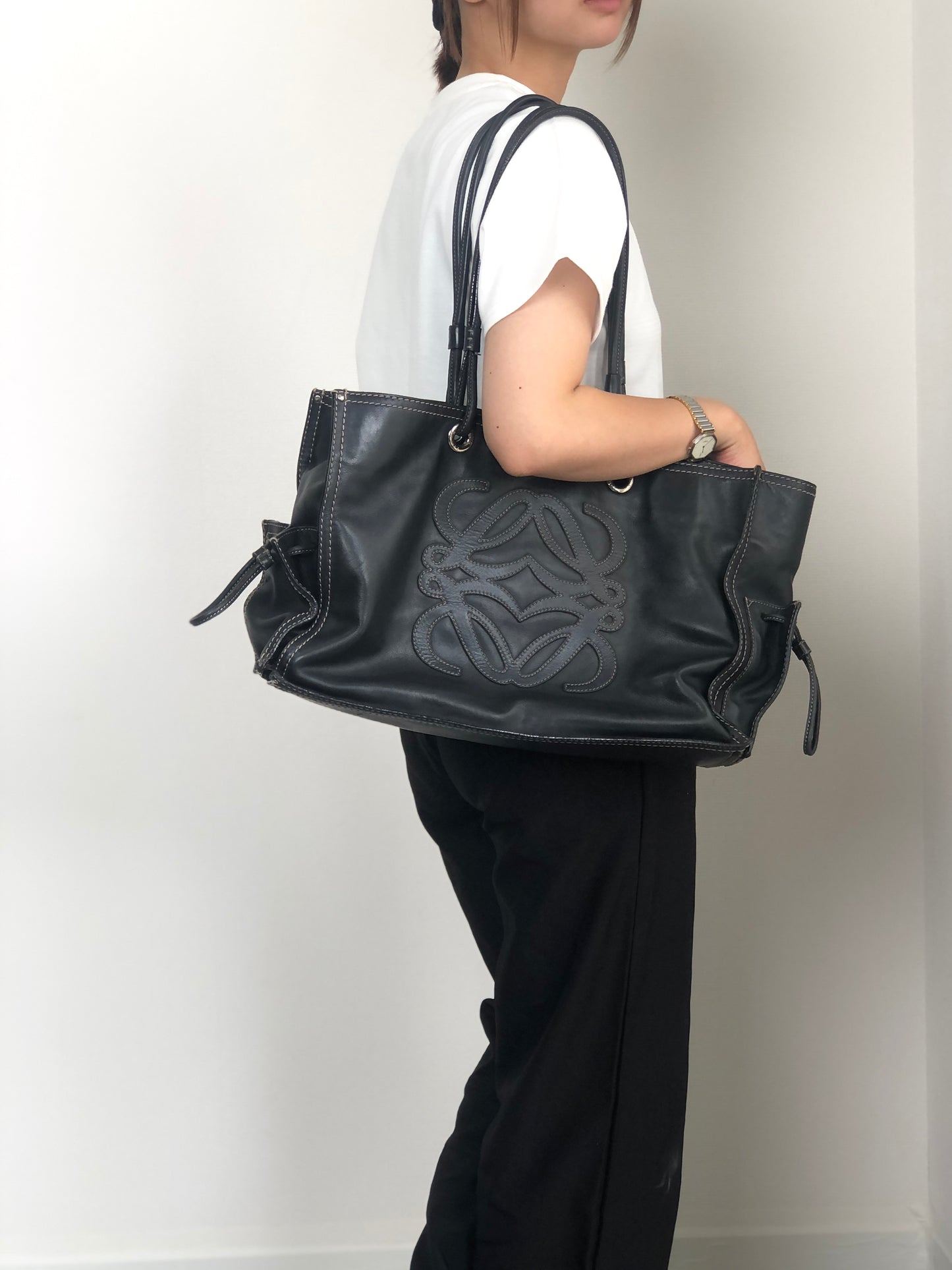 LOEWE Anagram Totebag Black Vintage 8r5k6b