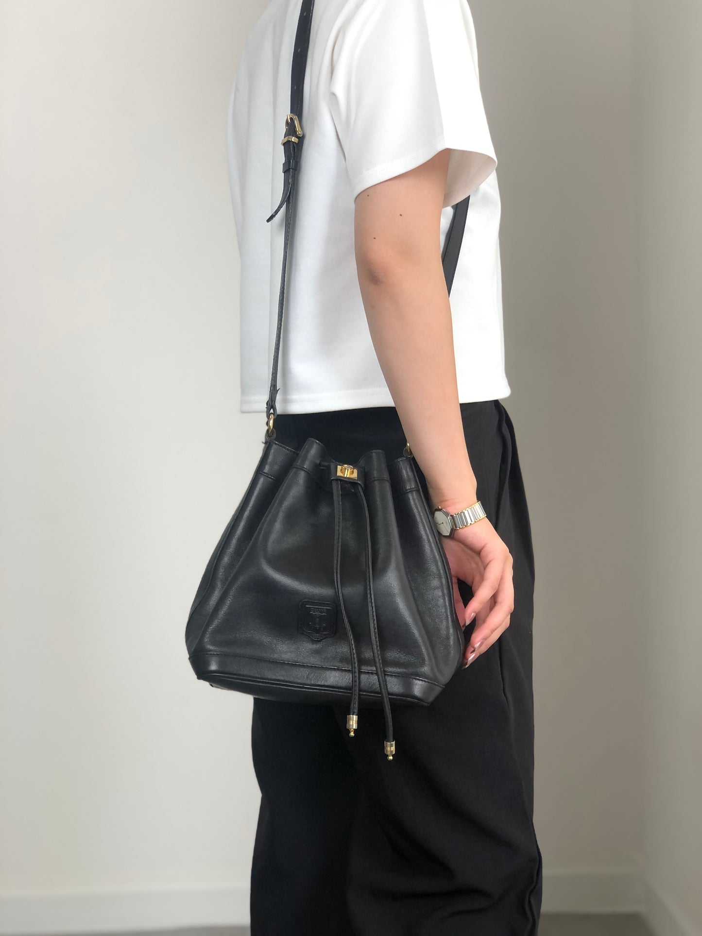 CELINE Blason Drawstring Shoulder bag Black Vintage 2vim3n